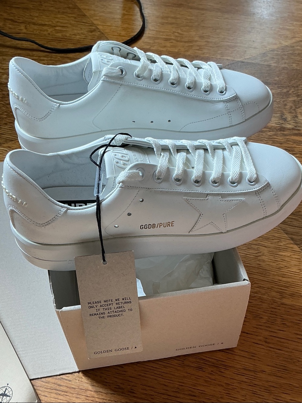 NWT Golden Goose Pure White Women’s Low-Top Sneakers